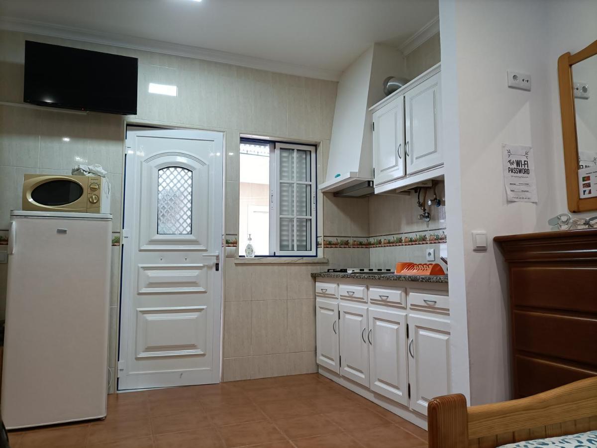 Estudio Mario Fanha Nazaré Exterior foto